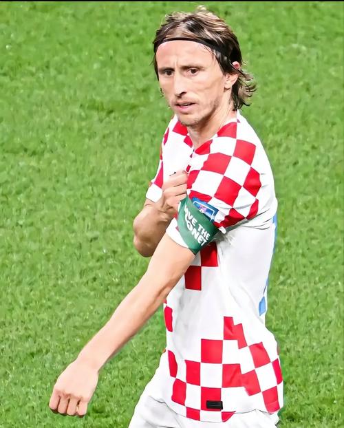 麻将中盘节奏乱了咋办（麻将中盘节奏失控时如何应对）