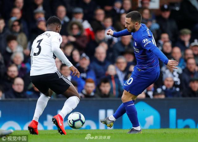 隐蔽骗术：揭秘“群控设备”操纵人气的技术路径。（隐形操控：揭开群控设备制造人气的技术链条）