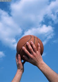 为什么打者打击前需通过挥棒找感